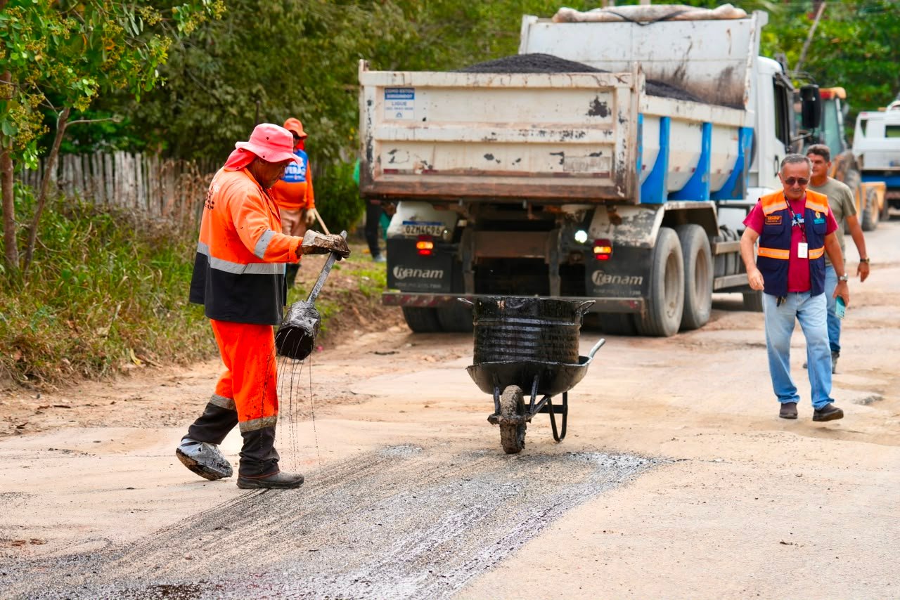 Tapa-buracos busca melhorar tráfego no ramal