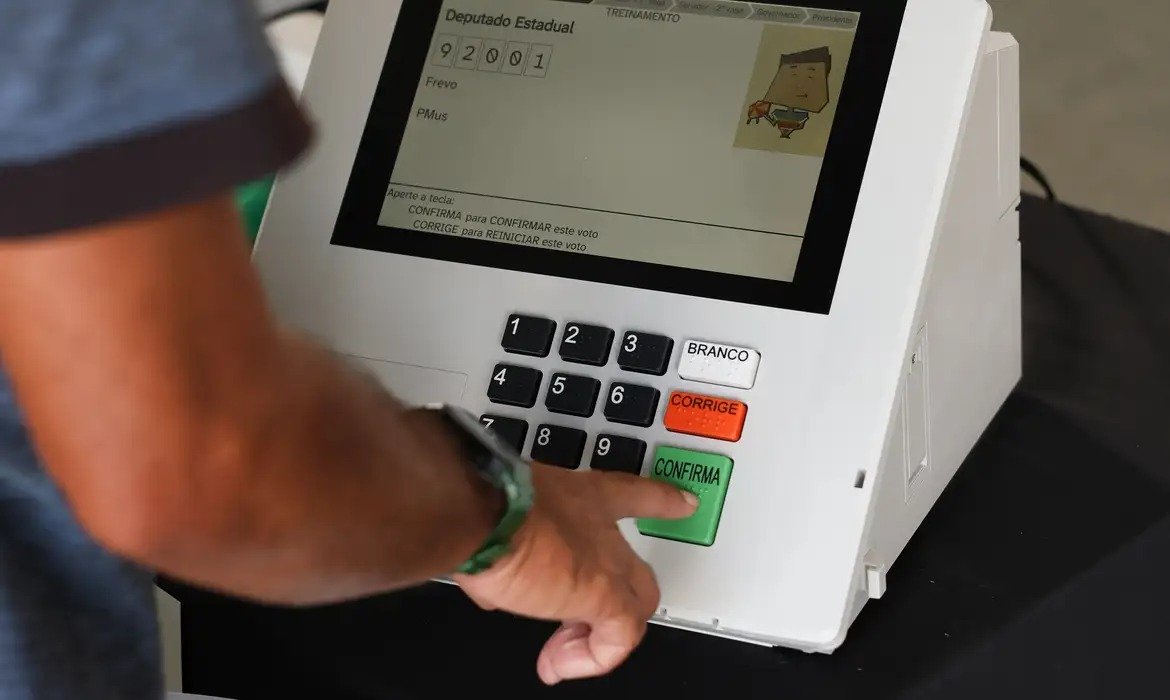 Urnas eletrônicas são testadas no Maranhão