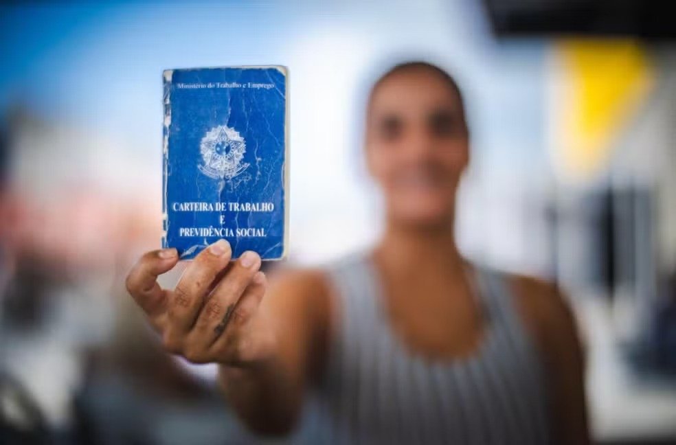 Desemprego de 5,3% se aproxima do mínimo histórico