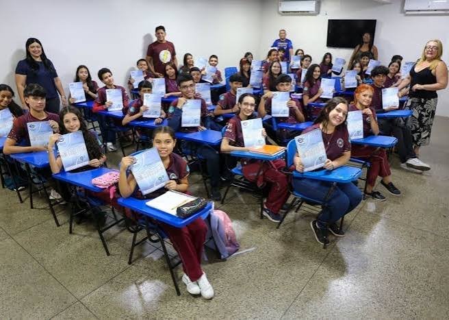 Escolas de Manaus se destacam no Ideb 2025; veja notas