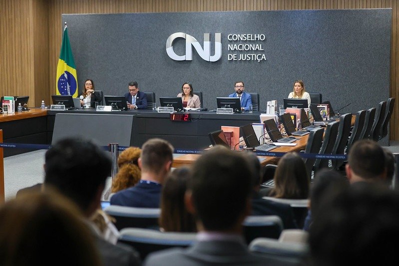 Rafael Barbosa defende proteção constitucional a pessoas vulneráveis com precatórios