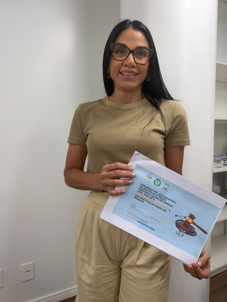 Shádia Fraxe destaca estudo e preparação para fortalecer a saúde pública do Amazonas