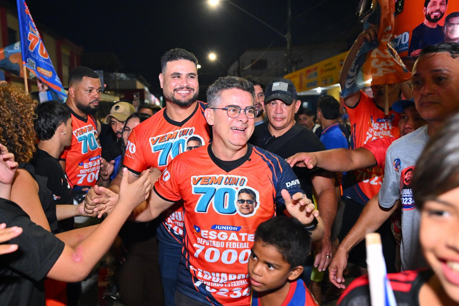 David Almeida apresenta proposta para dependentes químicos durante encontro no São José