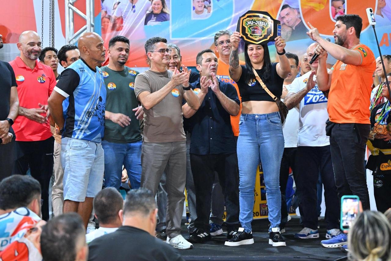 David Almeida destaca esporte como saúde e oportunidade durante encontro em Manaus