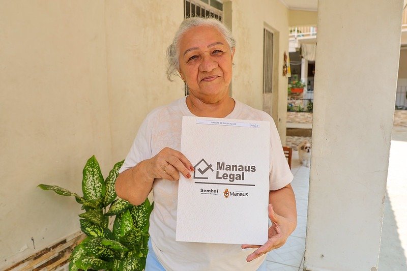 Cidade do Leste recebe 101 títulos de imóveis em Manaus