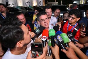 David Almeida destaca agricultura familiar no debate sobre queimadas